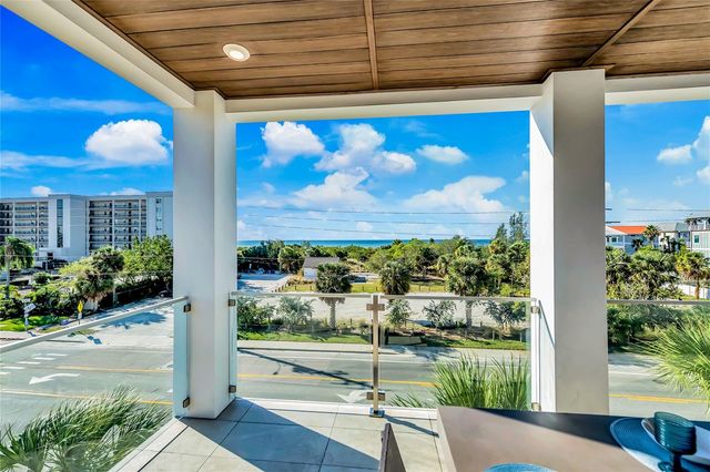 329 BEACH ROAD B, Sarasota, FL 34242