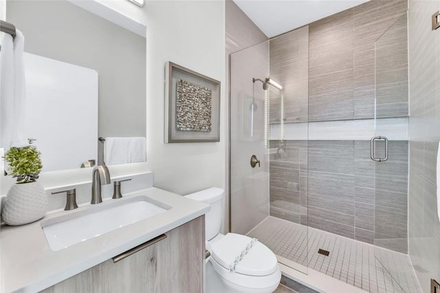 329 BEACH ROAD B, Sarasota, FL 34242