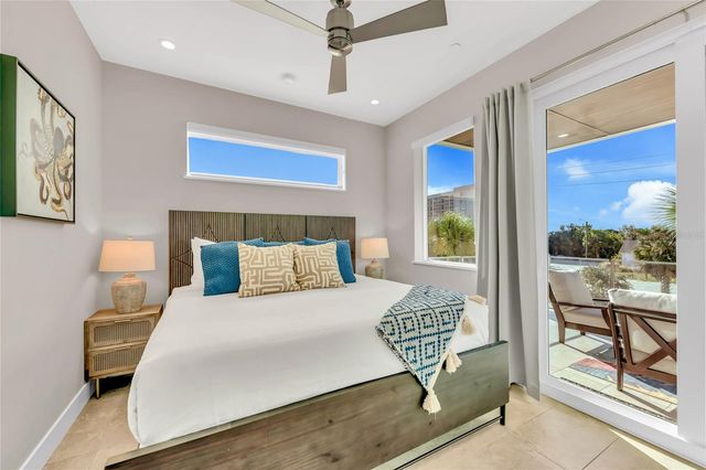 329 BEACH ROAD B, Sarasota, FL 34242