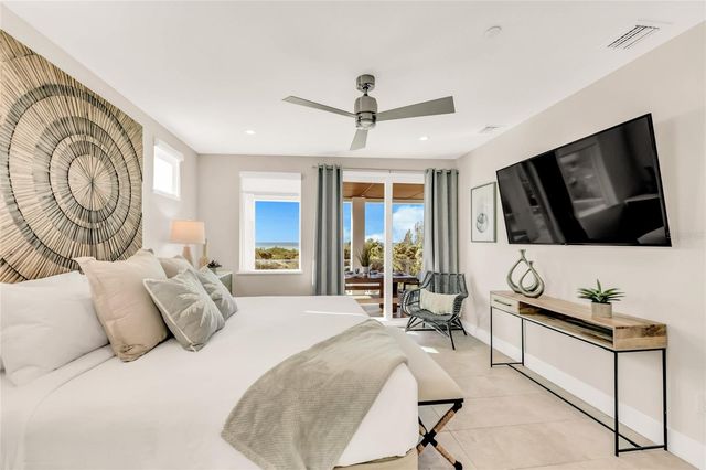 329 BEACH ROAD B, Sarasota, FL 34242