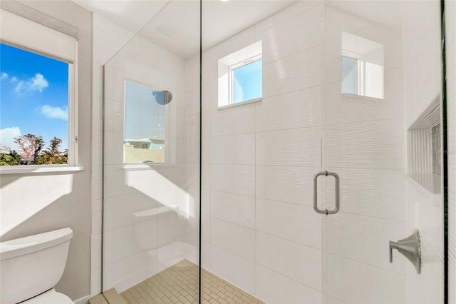 329 BEACH ROAD B, Sarasota, FL 34242