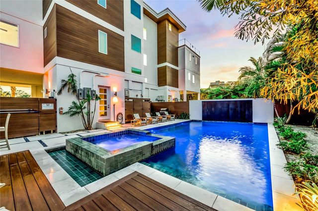 329 BEACH ROAD B, Sarasota, FL 34242