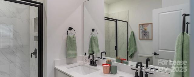 2711 Rozzelles Ferry Road, Charlotte, NC 28208