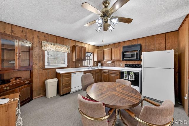 1403 Highway J, Wright City, MO 63390