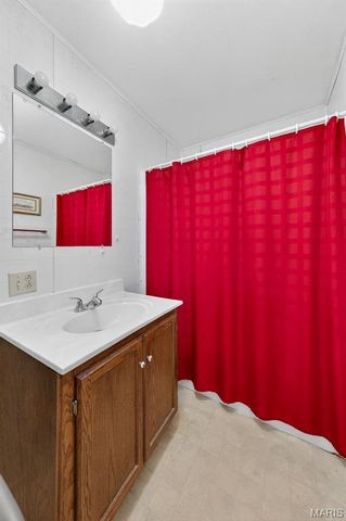 1403 Highway J, Wright City, MO 63390