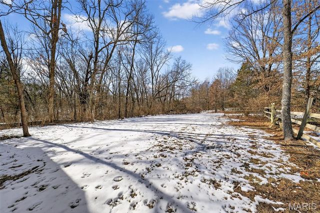 1403 Highway J, Wright City, MO 63390