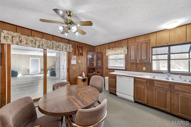 1403 Highway J, Wright City, MO 63390