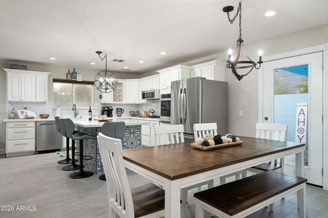 2530 N 68th Place, Scottsdale, AZ 85257