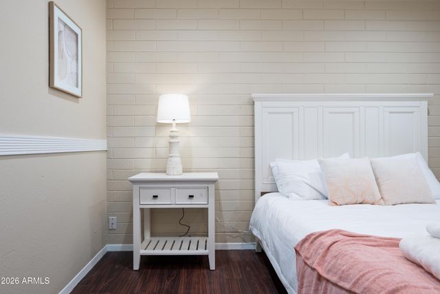 2530 N 68th Place, Scottsdale, AZ 85257