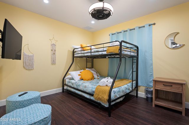 2530 N 68th Place, Scottsdale, AZ 85257