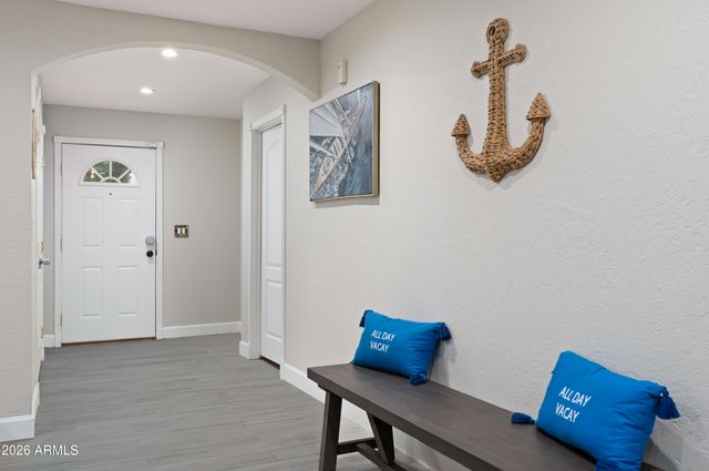 2530 N 68th Place, Scottsdale, AZ 85257