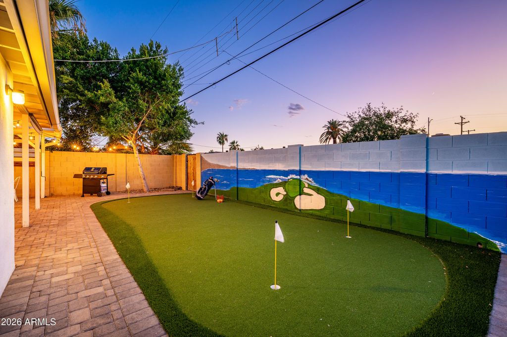 Image 50 of property listing at 2530 N 68th Place, Scottsdale, AZ 85257