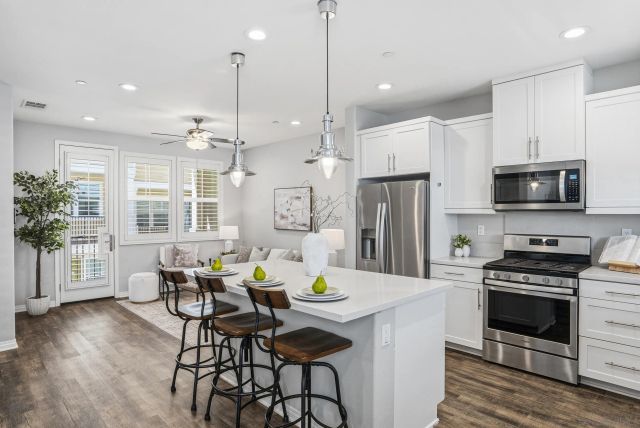 510 Finch Ln, Imperial Beach, CA 91932