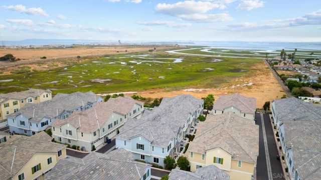 510 Finch Ln, Imperial Beach, CA 91932