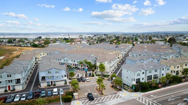 510 Finch Ln, Imperial Beach, CA 91932