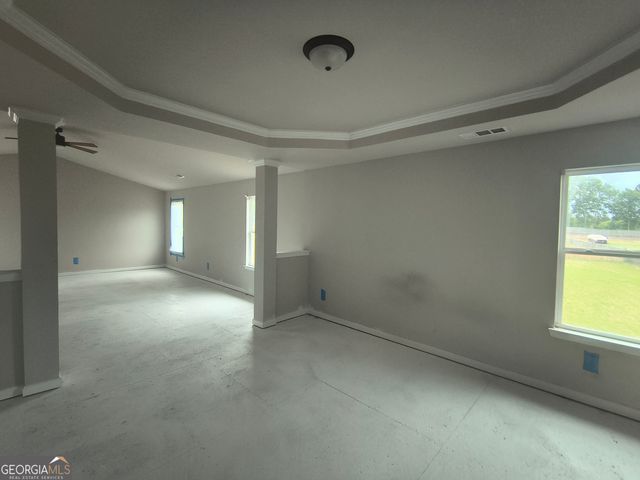 685 S Jeff Davis Drive, Fayetteville, GA 30215
