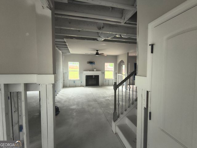 685 S Jeff Davis Drive, Fayetteville, GA 30215
