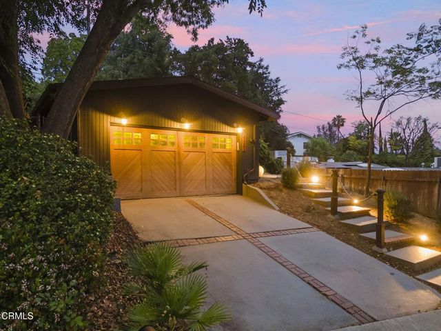 22261 Ybarra Road, Woodland Hills, CA 91364