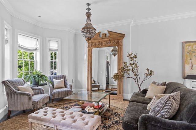 795 E 4th St, Boston, MA 02127