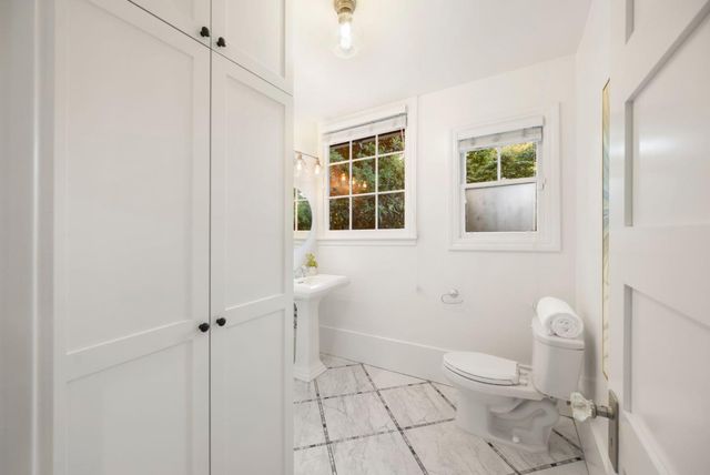 445 Arlington Road, Redwood City, CA 94062