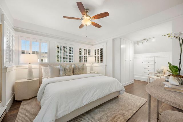 445 Arlington Road, Redwood City, CA 94062