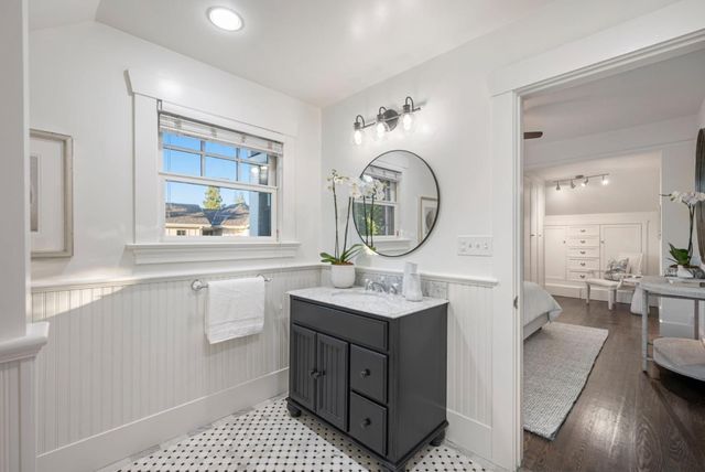 445 Arlington Road, Redwood City, CA 94062