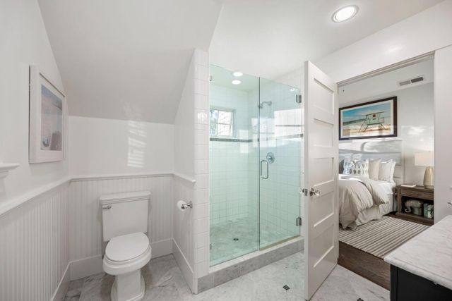 445 Arlington Road, Redwood City, CA 94062