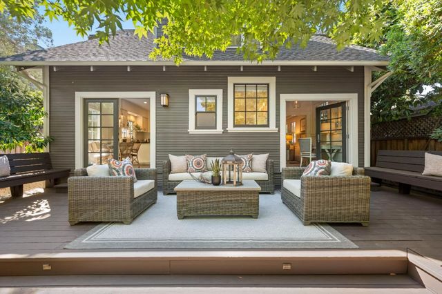 445 Arlington Road, Redwood City, CA 94062