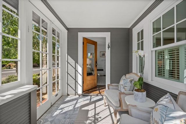 445 Arlington Road, Redwood City, CA 94062