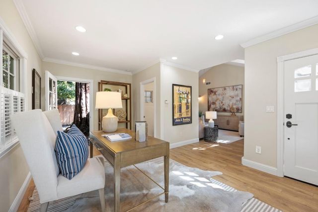 445 Arlington Road, Redwood City, CA 94062