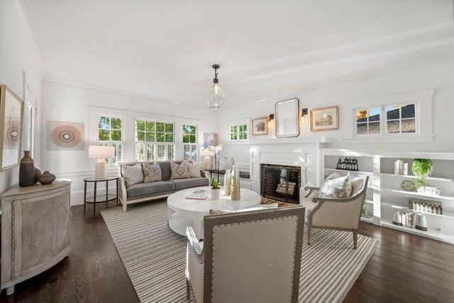 445 Arlington Road, Redwood City, CA 94062