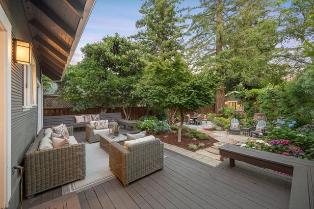 445 Arlington Road, Redwood City, CA 94062