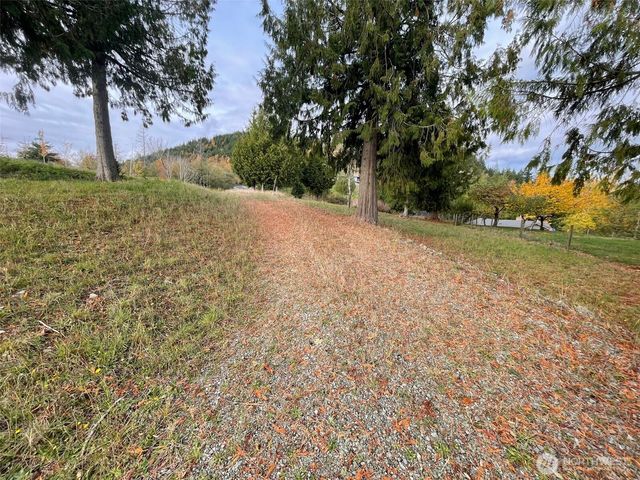 4 Avalon Heights Way, Sedro Woolley, WA 98284