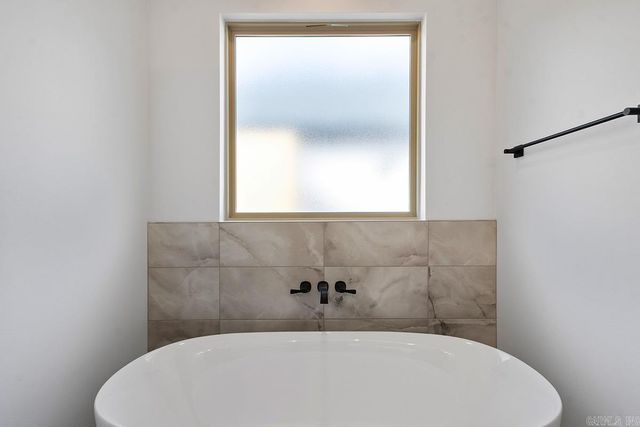 6201 Creekwater Drive, Bryant, AR 72002