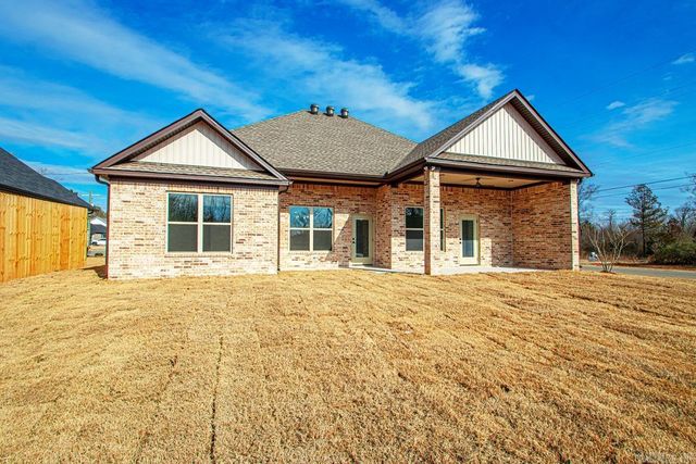 6201 Creekwater Drive, Bryant, AR 72002