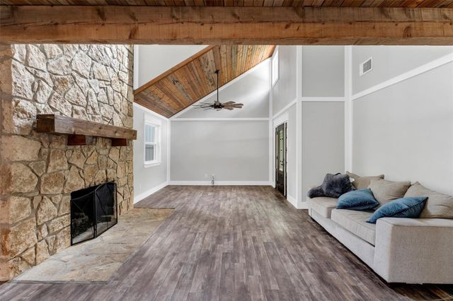 1228 Waterview Road, Granbury, TX 76048