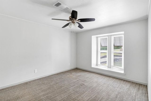 1228 Waterview Road, Granbury, TX 76048