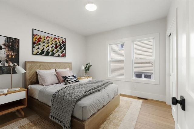 7 Bennett St 1, Medford, MA 02155