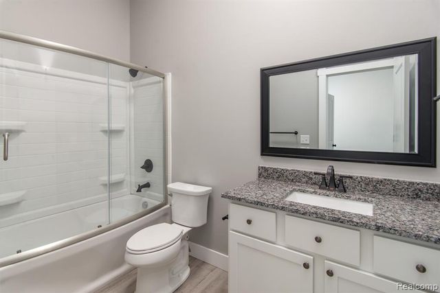 2455 Crumb Road, Walled Lake, MI 48390