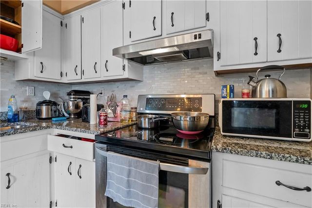 2135 English AVE, Chesapeake, VA 23320