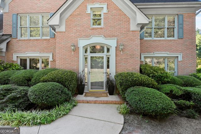 3520 Lester Court SW, Lilburn, GA 30047