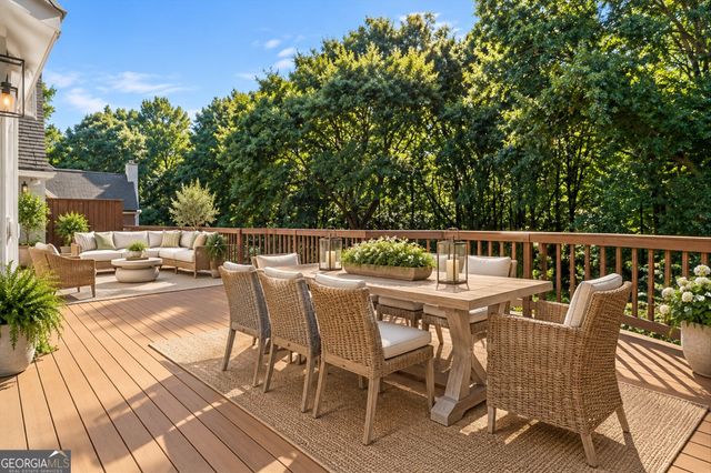 3520 Lester Court SW, Lilburn, GA 30047