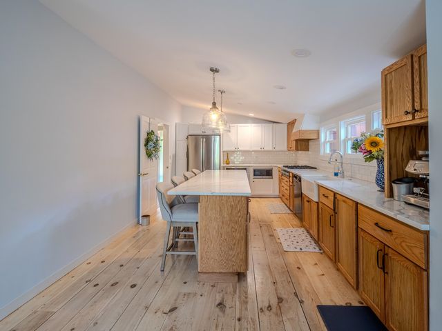 353 Stonehenge Lane, Poultney, VT 05764