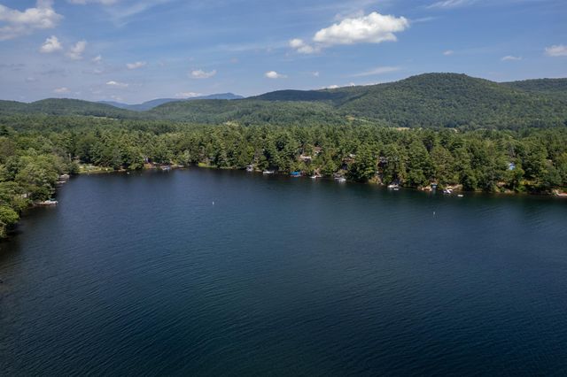 353 Stonehenge Lane, Poultney, VT 05764