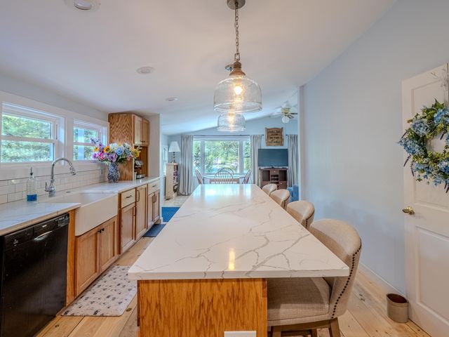 353 Stonehenge Lane, Poultney, VT 05764
