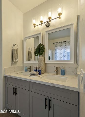 6421 S 23RD Drive, Phoenix, AZ 85041