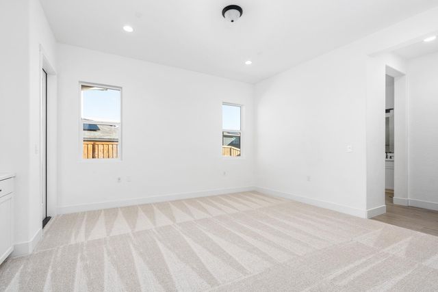 4527 Iron Creek Court, Friant, CA 93626