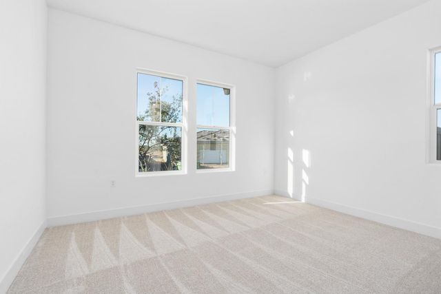 4527 Iron Creek Court, Friant, CA 93626