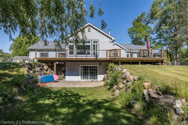 3251 Mann Road, Waterford Charter Township, MI 48346