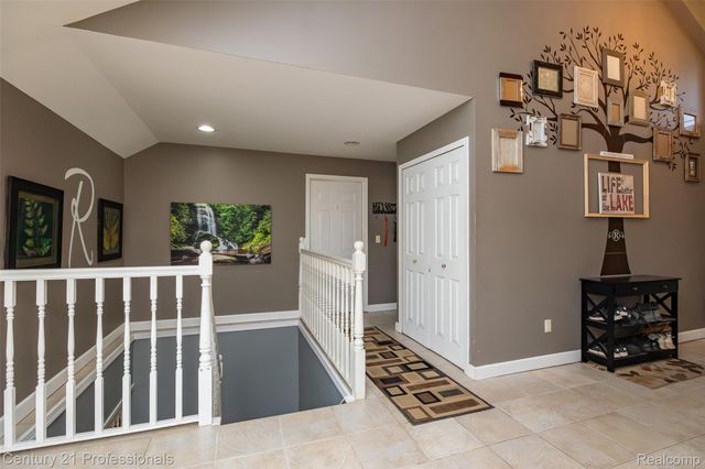 3251 Mann Road, Waterford Charter Township, MI 48346